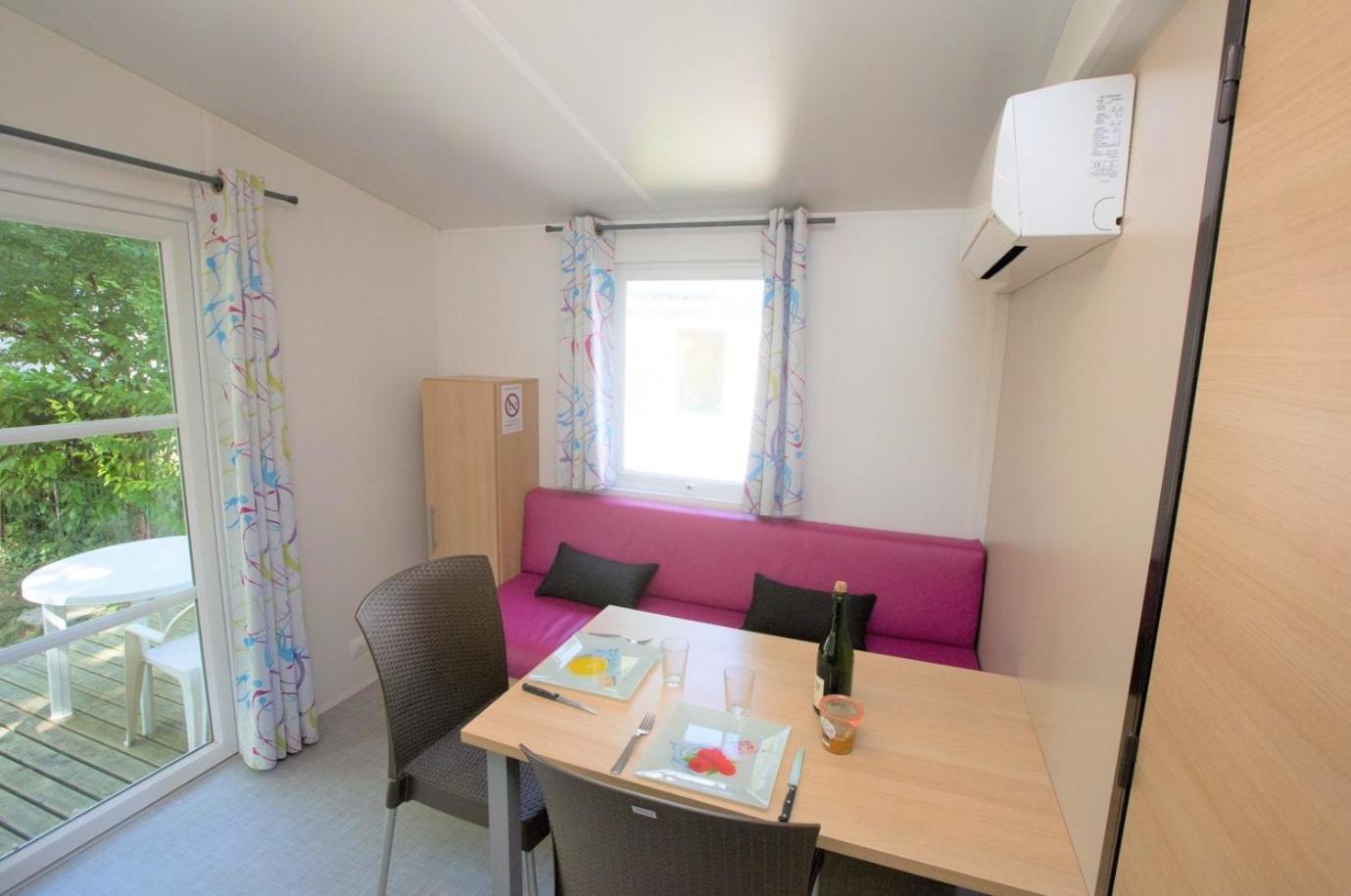 Camping Le Pre Des Moines Gouvieux Room photo